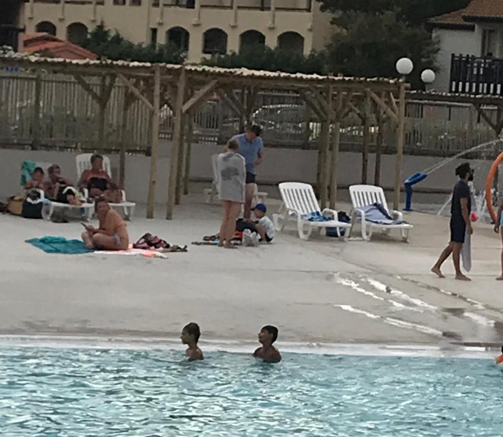T2 30M2 Piscine Lac Mer Le Barcarès Exteriör bild